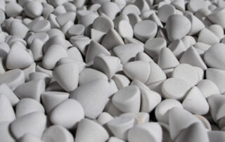 Smooth ceramic media